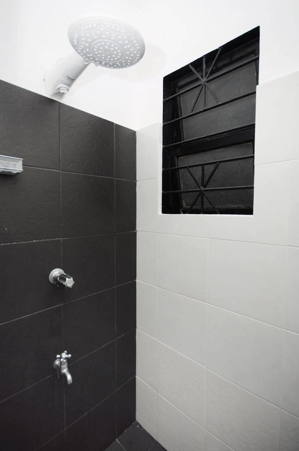 Mnl Boutique Hostel Makati City Eksteriør bilde